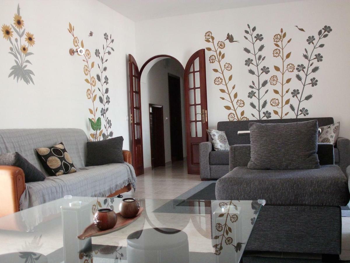 Moradia Perto Dos Palmares Villa ลากอส ภายนอก รูปภาพ